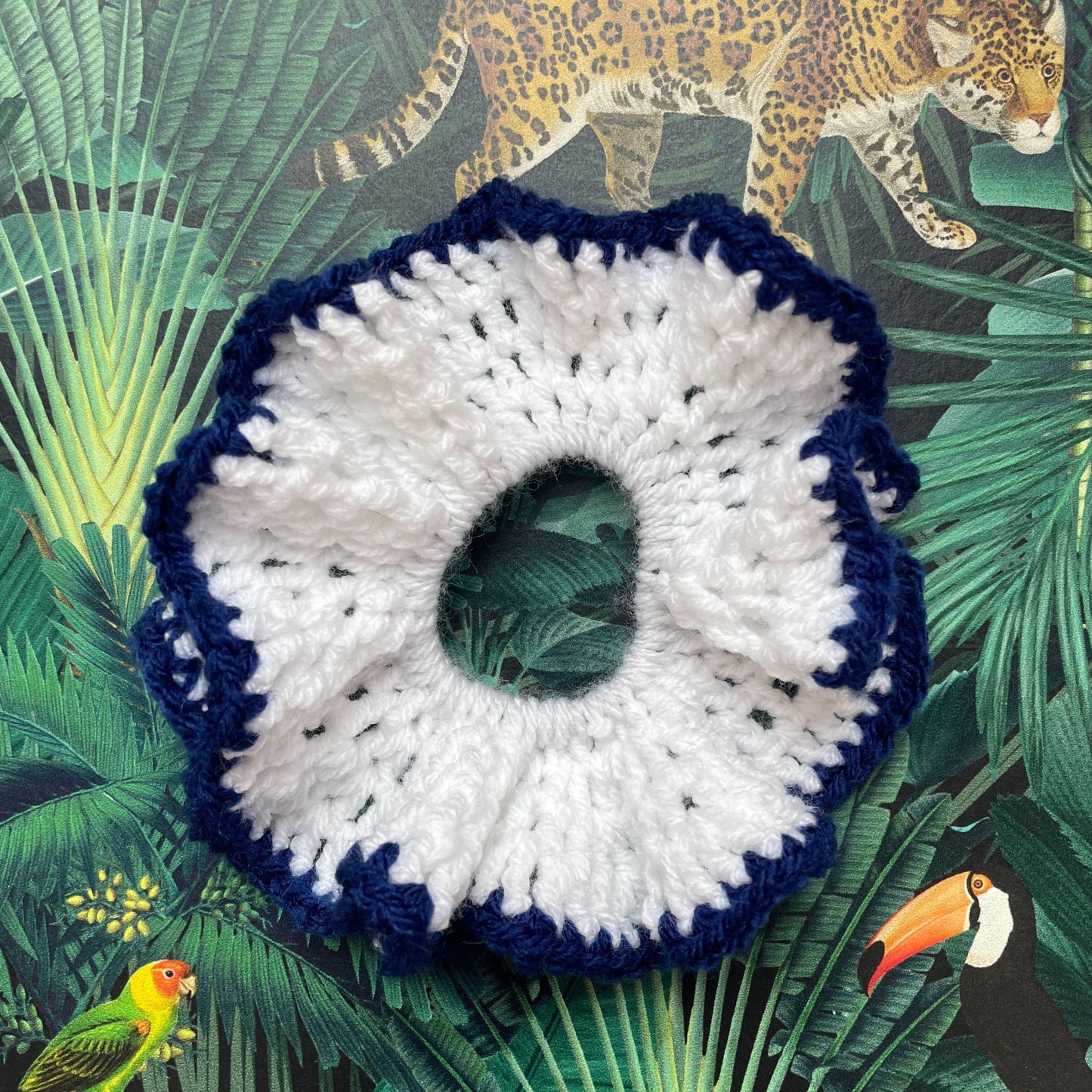 Chunky Hair Scrunchie - White and Navy